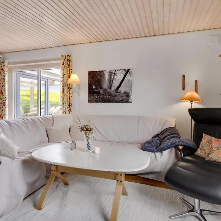 Cozy In With Kitchen Ferienhaus